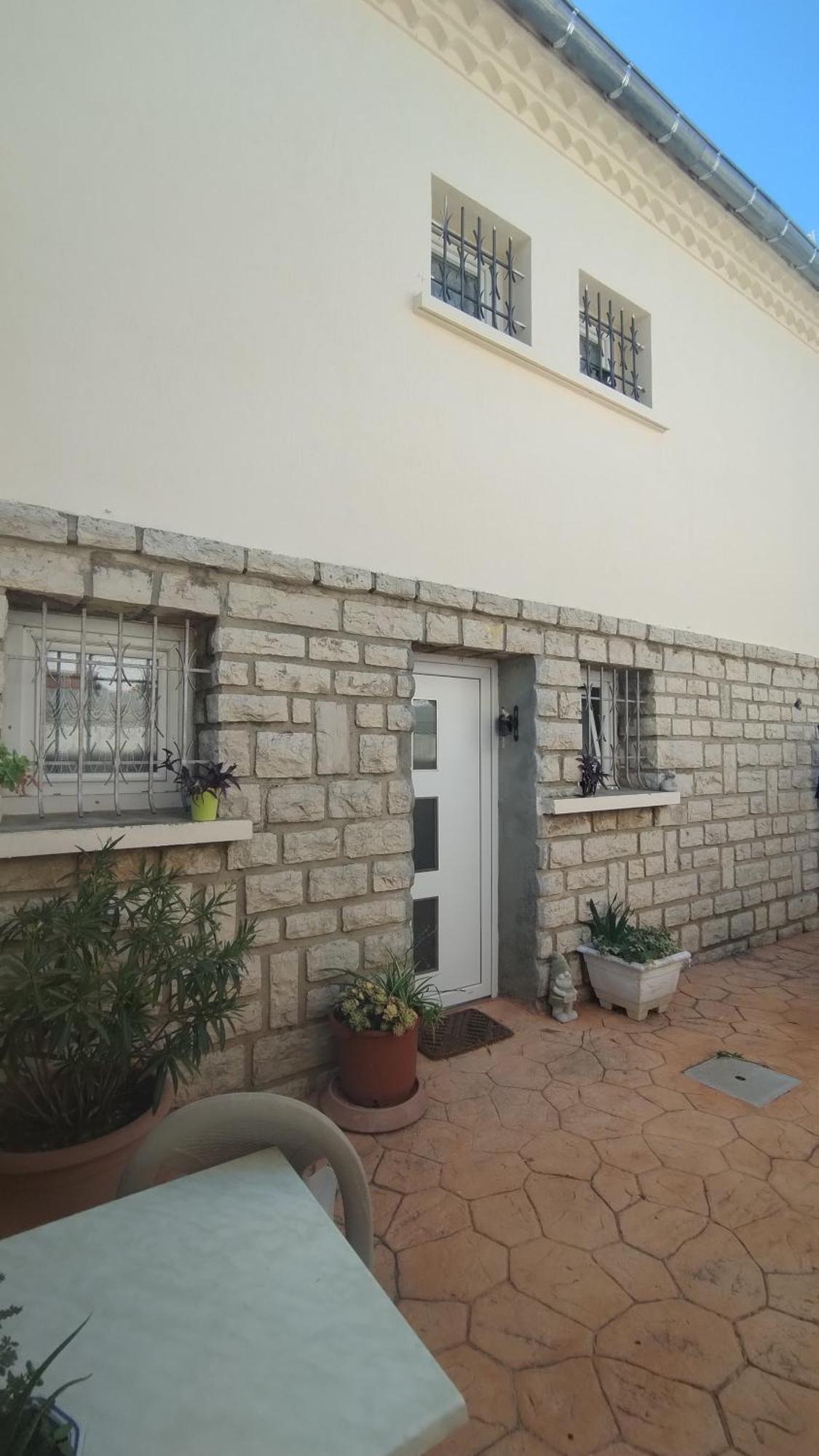 Appartement Entre Mer Et Gardiole فرونتينيان المظهر الخارجي الصورة